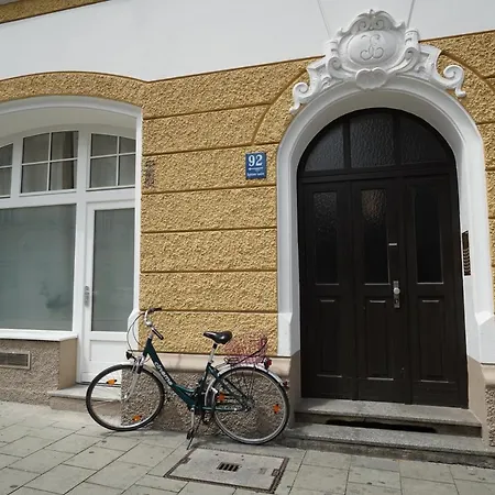 Homely 5 - Trendy Self-check-in In Apartment Munich