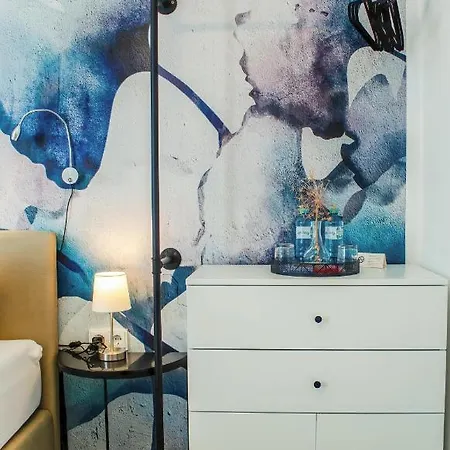 Homely 5 - Trendy Self-check-in In Apartment